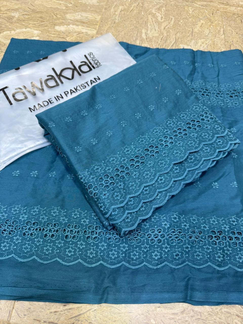 Tawakal  Chickenkari 2 piece Shirt and duppata